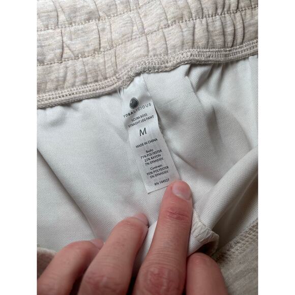 NWT Yogalicious Women Medium Pleat Front Scuba Pant Trouser Straight Leg Cream - Picture 16 of 16